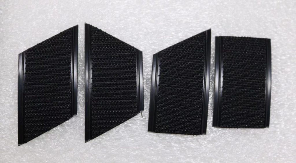 Comparison of hot knife and ultrasonic edge sealing on synthetic webbing