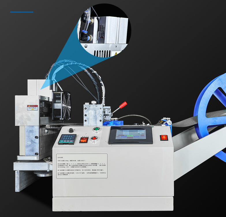 Servo feeding system on automatic nylon cutting machine for precise material control