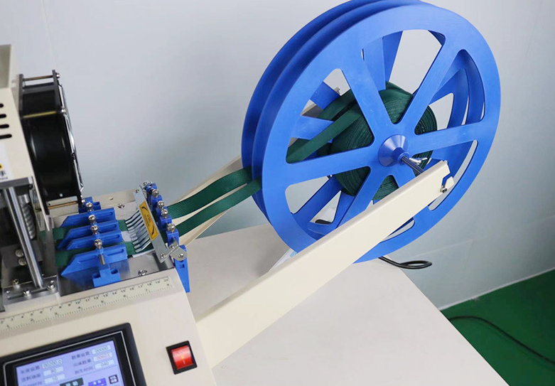 How Does a Nylon Cutting Machine Work and What Cutting Methods Are Available?