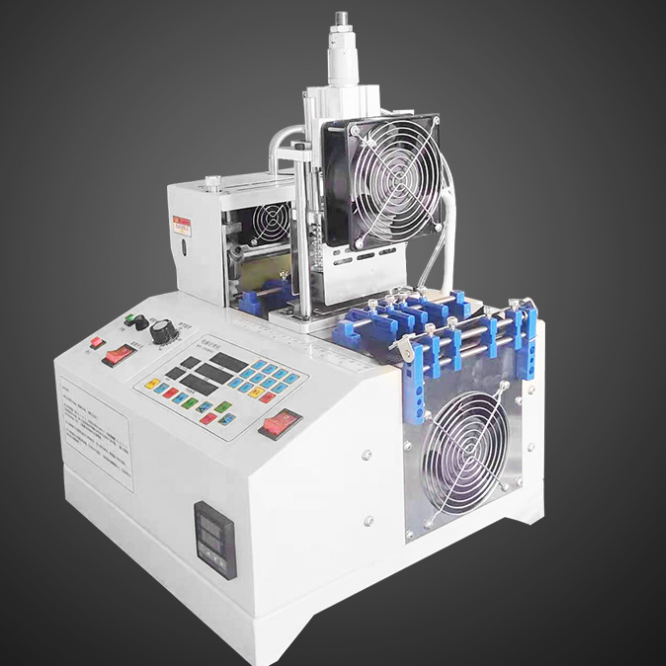 Why Is the Cutting Edge Burnt on an Automatic Webbing Angle Cutting Machine?